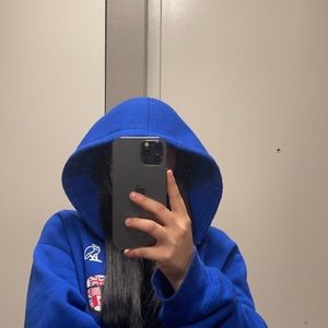 Meet your Posher, Alicia